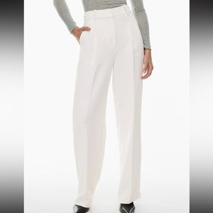Aritzia The effortless pants